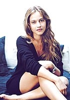 Lou De Laage